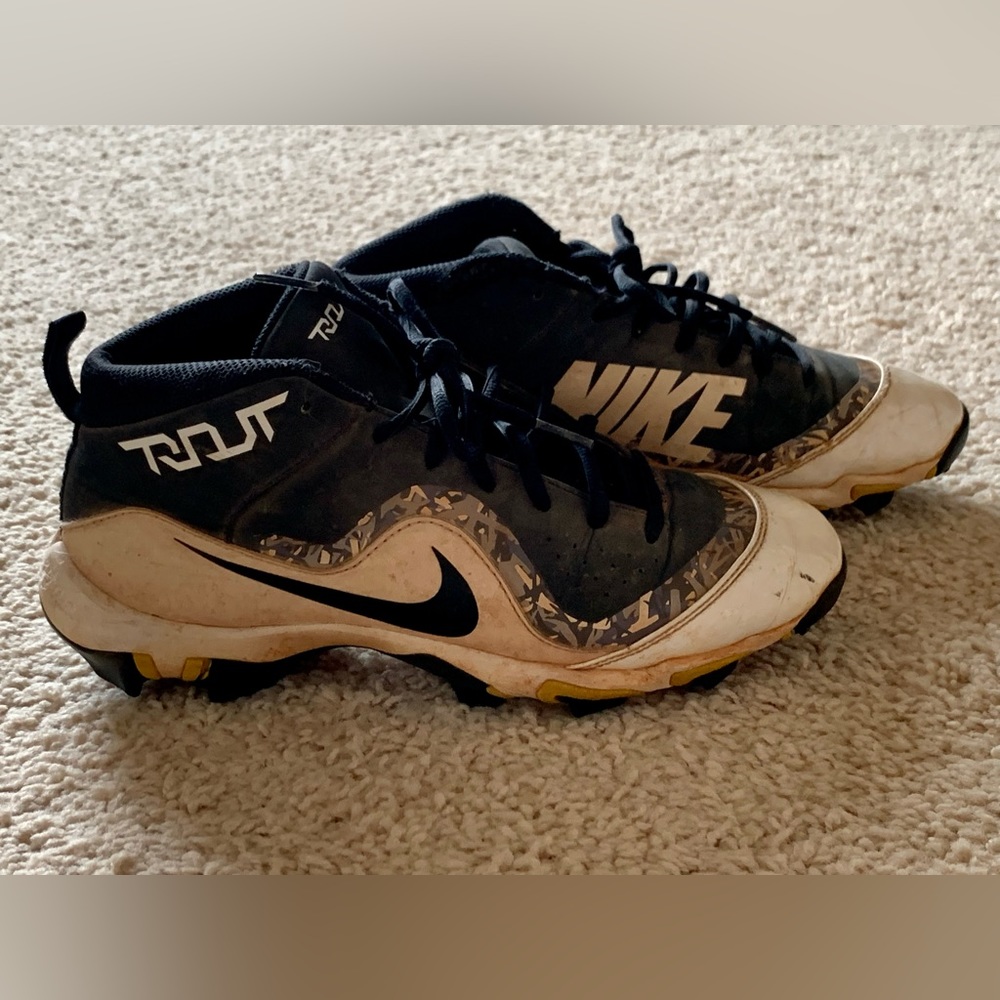 Nike Mike Trout baseball cleats